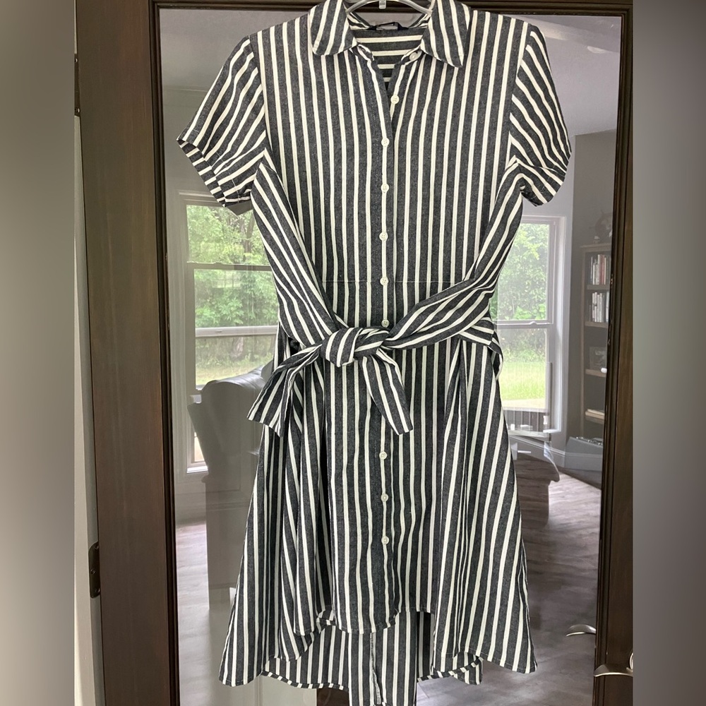 Hayes Striped Grey and White Shirt Dress size S